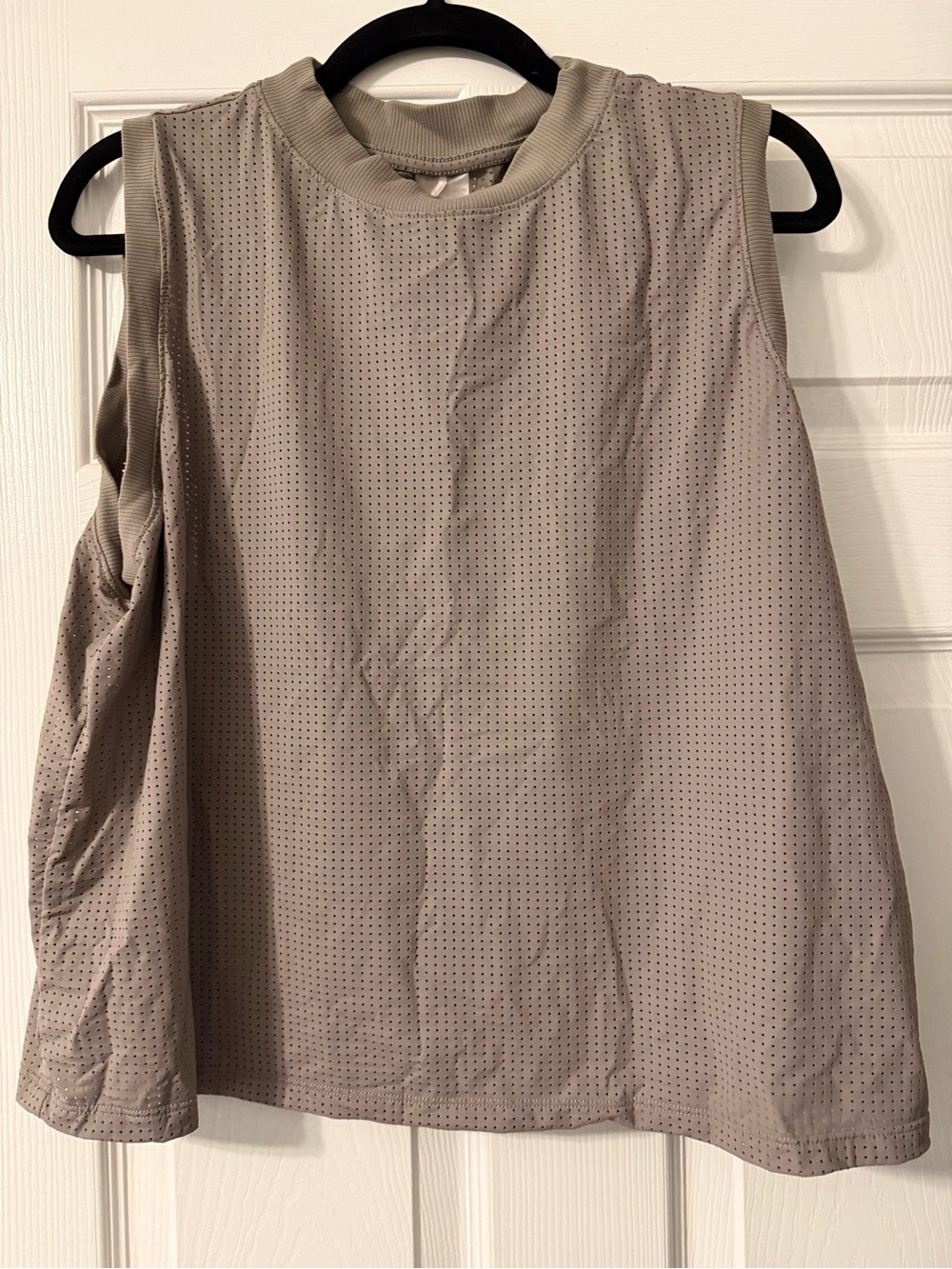 Calia Tank
